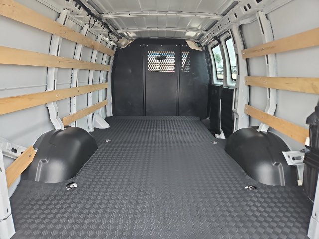 Used 2025 Chevrolet Express 2500 w/ Driver Convenience Package RWD image 19