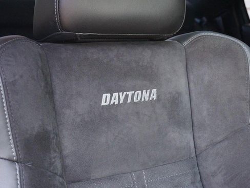 Used 2022 Dodge Charger R/T w/ Daytona Edition Group RWD image 36