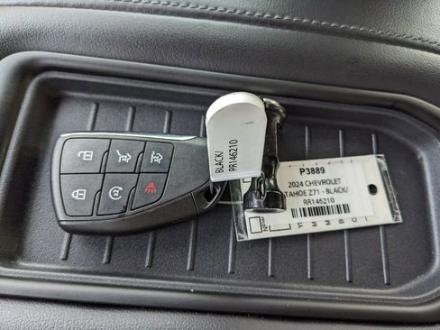 Used 2024 Chevrolet Tahoe Z71 w/ Luxury Package image 35