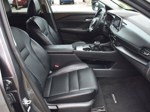 Used 2023 Nissan Rogue SV w/ SV Premium B Package FWD image 62