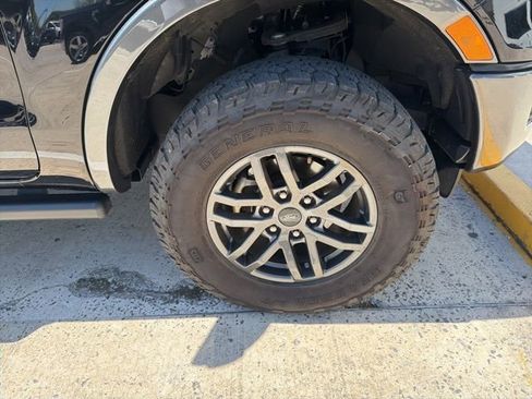 Used 2023 Ford Ranger Lariat w/ Tremor Off-Road Package image 12