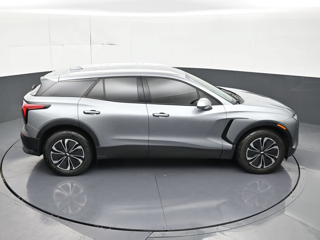Used 2024 Chevrolet Blazer EV LT AWD/4WD image 20