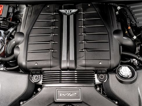 Used 2021 Bentley Bentayga Speed image 12