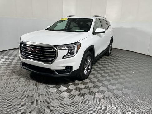 Used 2023 GMC Terrain SLT w/ Tech Package AWD/4WD image 4