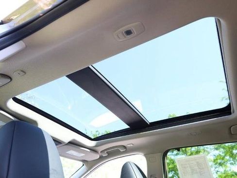 Certified 2024 Nissan Rogue SV w/ SV Premium Package image 10