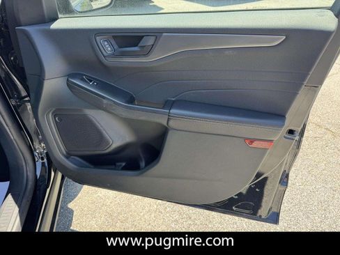Used 2025 Ford Escape Active w/ Tech Pack #1 FWD image 14