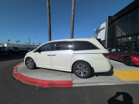 Used 2016 Honda Odyssey Touring Elite image 13