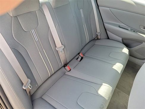 New 2025 Hyundai Elantra Sport image 19