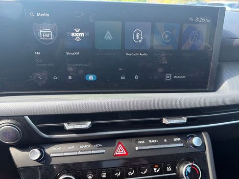 Used 2025 Hyundai Sonata SE FWD image 19