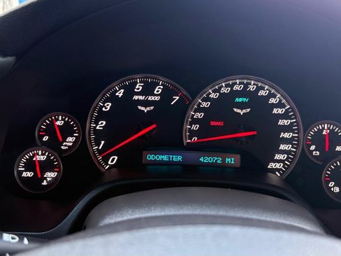 Used 2007 Chevrolet Corvette Coupe RWD image 24