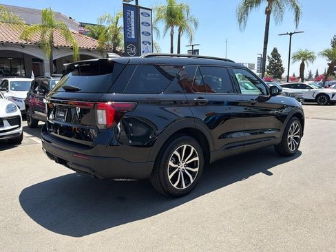 Used 2026 Ford Explorer ST-Line RWD image 13