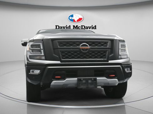 Used 2021 Nissan Titan PRO-4X w/ Pro-4x Convenience Package image 30