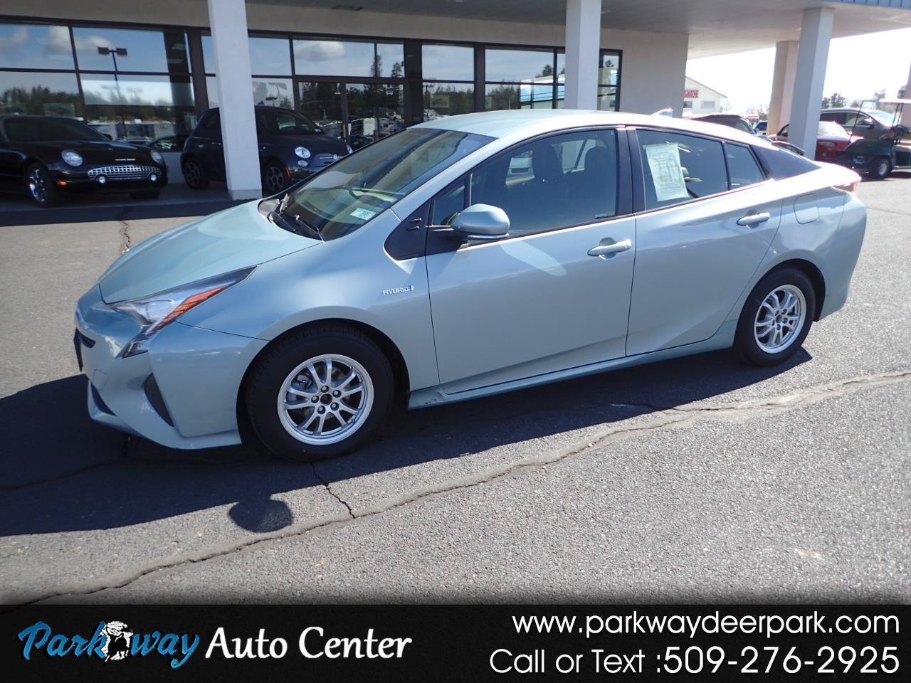 Used 2016 Toyota Prius Two FWD image 1