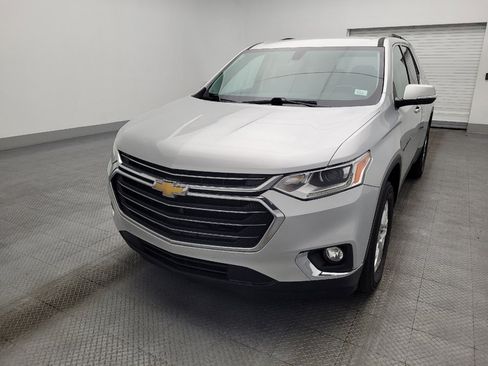 Used 2021 Chevrolet Traverse LT image 15