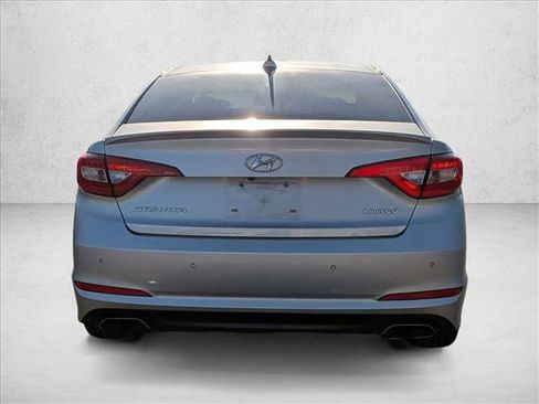 Used 2017 Hyundai Sonata Limited w/ Ultimate Package 04 image 6
