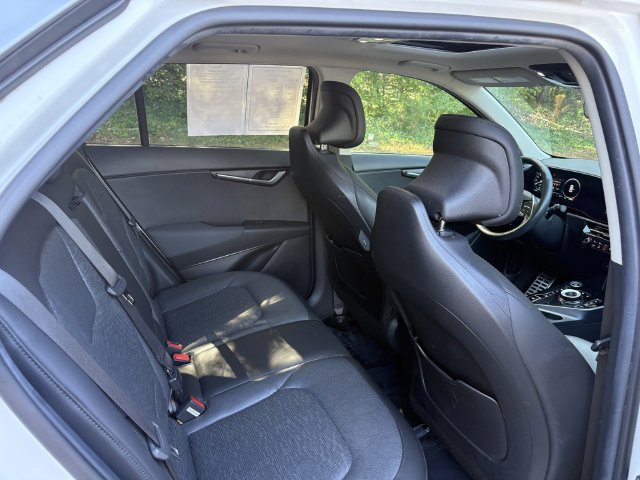 Certified 2023 Kia Niro Wave FWD image 31