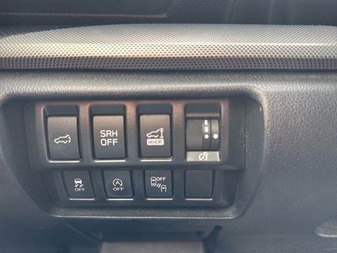 Used 2019 Subaru Forester Limited w/ Popular Package #3 image 33