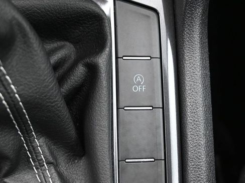 Used 2024 Volkswagen Tiguan S FWD image 23