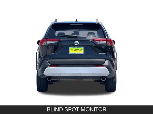 Used 2024 Toyota RAV4 Adventure AWD/4WD image 7