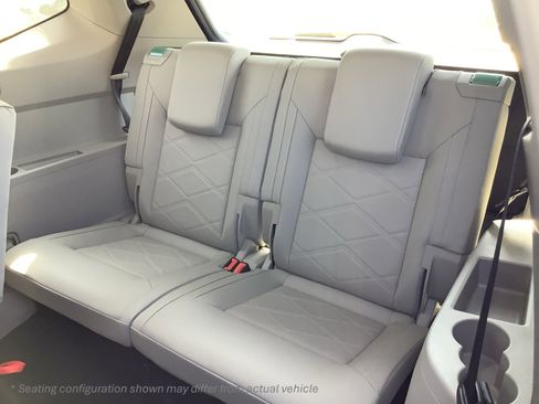 New 2026 Volkswagen Atlas SE image 23