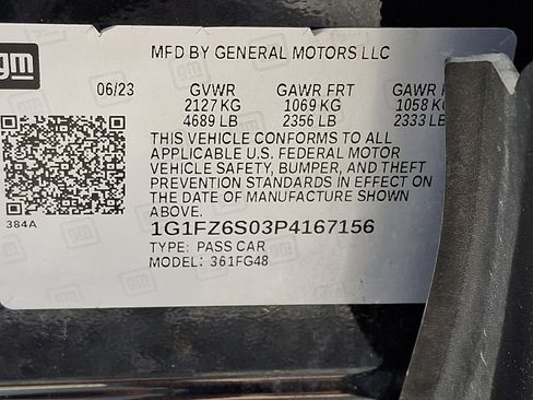 Certified 2023 Chevrolet Bolt EUV Premier w/ Sun & Sound Package FWD image 27