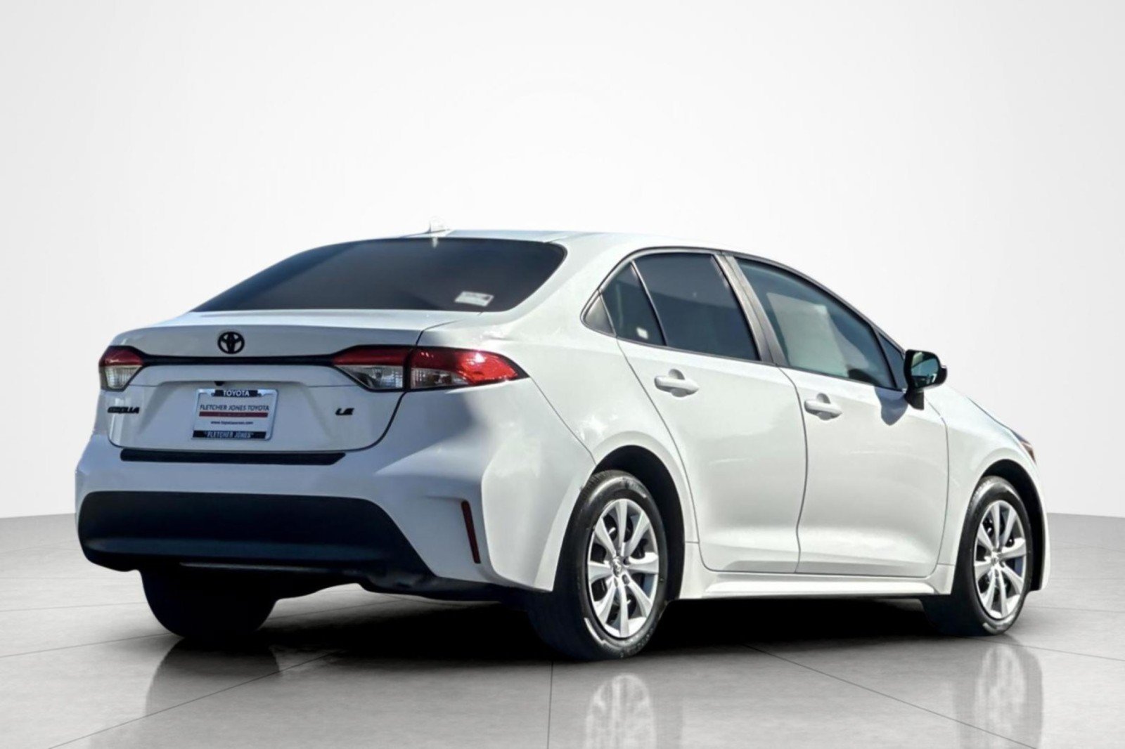 Certified 2024 Toyota Corolla LE FWD image 5