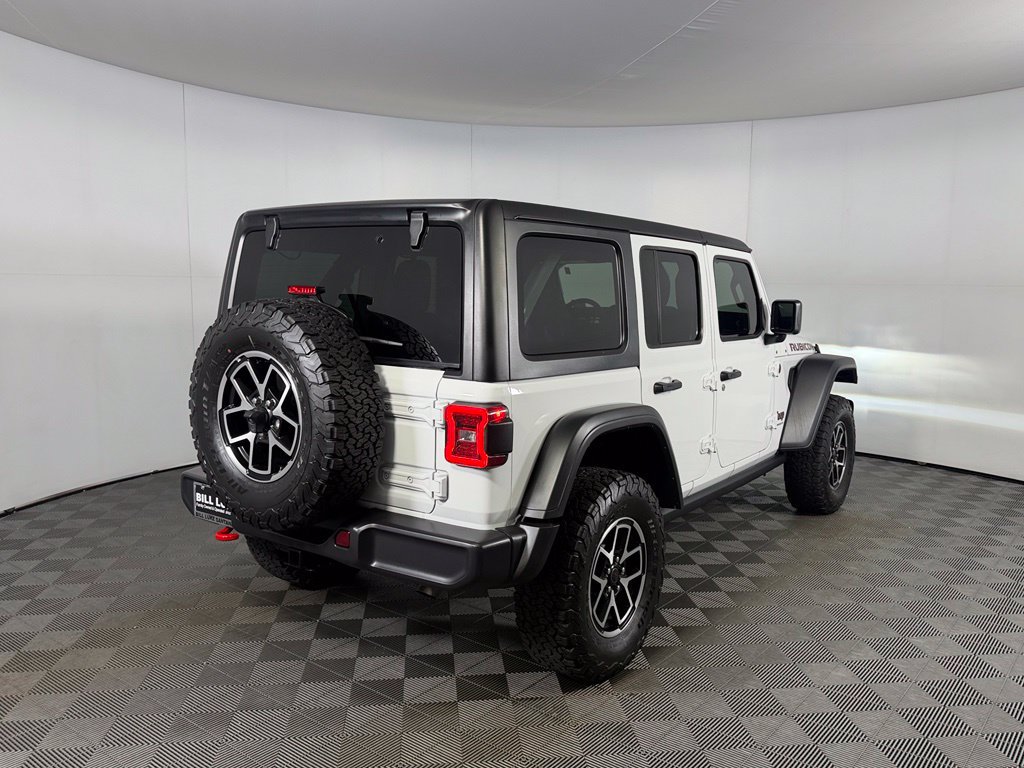 Used 2025 Jeep Wrangler Unlimited Rubicon w/ Convenience Group AWD/4WD image 8