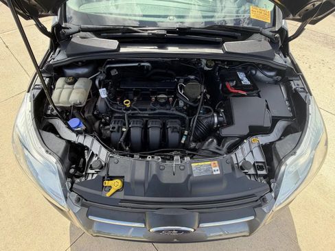 Used 2014 Ford Focus SE FWD image 22
