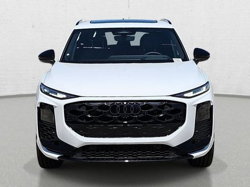 New 2026 Audi Q3 quattro 2.0T AWD/4WD image 2