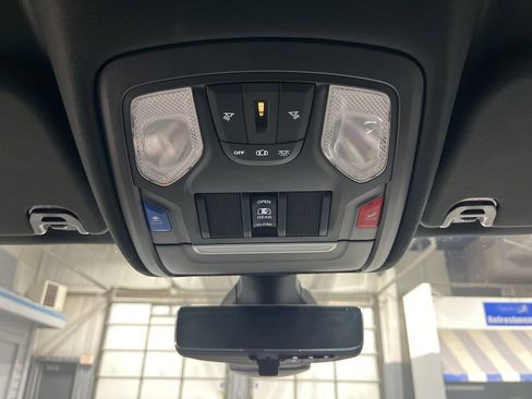 Used 2021 RAM 1500 Big Horn image 34