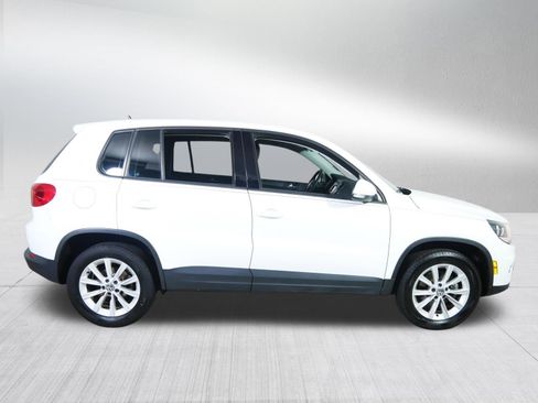 Used 2017 Volkswagen Tiguan Limited FWD image 8