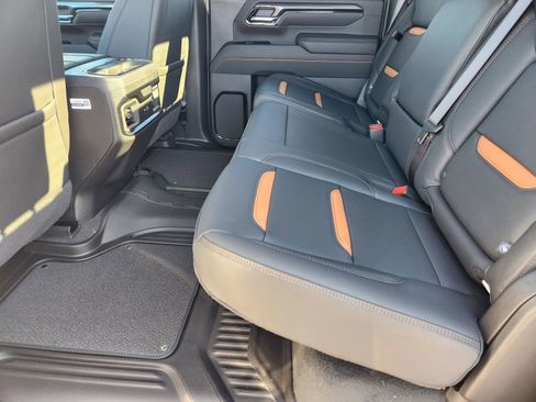 New 2026 GMC Sierra 2500 AT4 w/ AT4 Premium Plus Package image 34