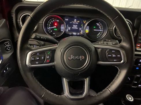 Used 2022 Jeep Wrangler Unlimited Sahara 4xe image 20
