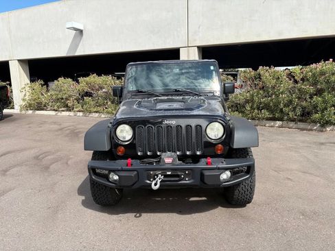 Used 2013 Jeep Wrangler Unlimited Rubicon AWD/4WD image 3