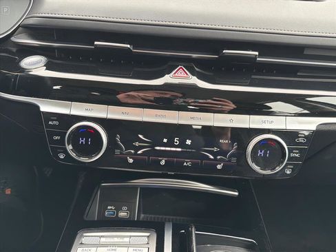 Used 2023 Genesis G80 2.5T image 15