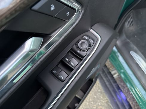 Used 2024 Chevrolet Silverado 1500 LT image 26