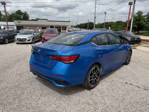 Used 2024 Nissan Sentra SR FWD image 7