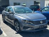 Used 2022 Volkswagen Passat 2.0T SE image 2