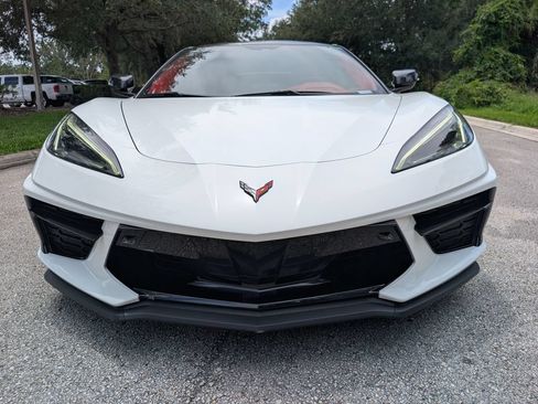 Used 2023 Chevrolet Corvette Stingray Premium Conv w/ Z51 Performance Package RWD image 2