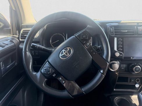 Used 2021 Toyota 4Runner TRD Off-Road Premium AWD/4WD image 12