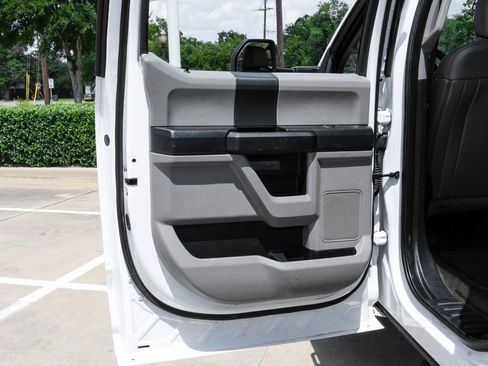 Used 2019 Ford F350 XL w/ Power Equipment Group image 39