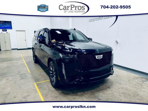 Used 2024 Cadillac Escalade ESV Sport Platinum image 1