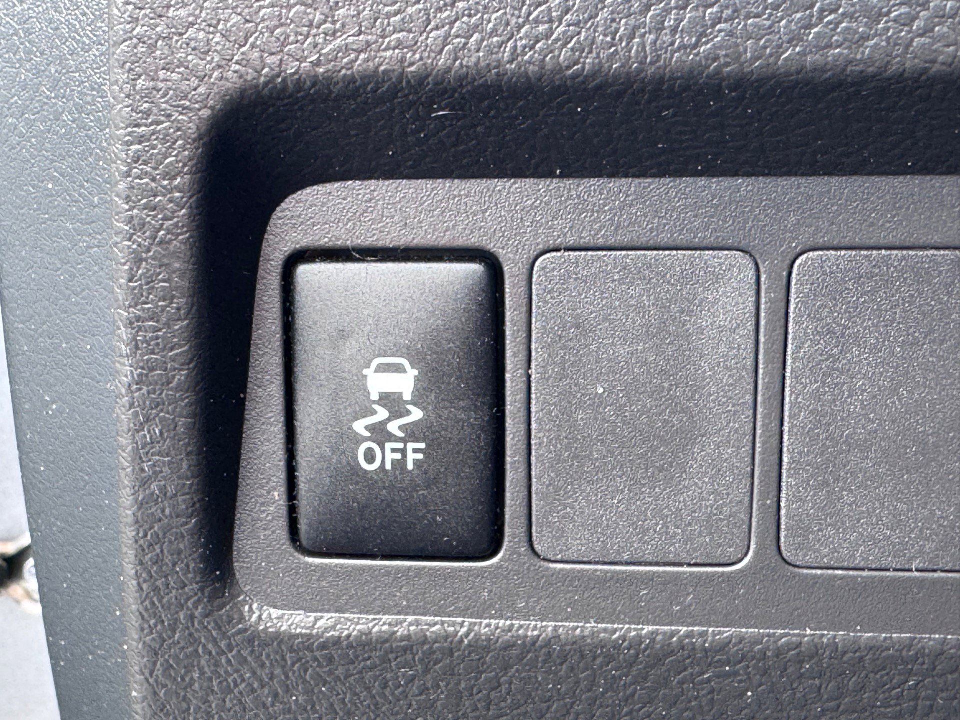 Used 2009 Toyota Matrix XRS FWD image 23
