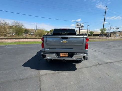 Used 2024 Chevrolet Silverado 1500 LTZ AWD/4WD image 7