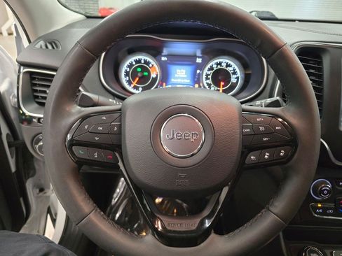 Used 2023 Jeep Cherokee Altitude Lux AWD/4WD image 18