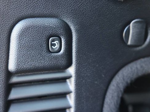 Used 2015 Jeep Grand Cherokee Limited image 15