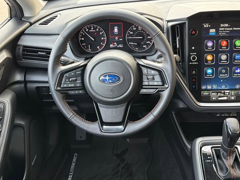 Used 2025 Subaru Crosstrek 2.5i Limited w/ Crosstrek Mirror Package image 14