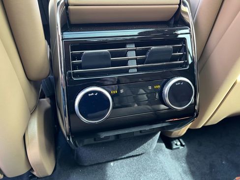 New 2026 Land Rover Range Rover Sport SE AWD/4WD image 23