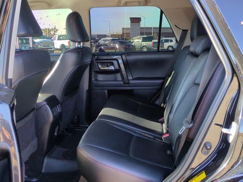 Used 2020 Toyota 4Runner TRD Off-Road Premium image 24