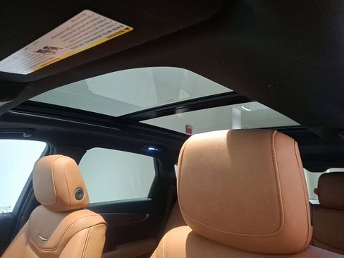 Certified 2025 Cadillac XT5 Premium Luxury image 10